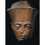 Tutankhamun Sebuah Artefak patung Mesir menyerupai firaun telah terjual